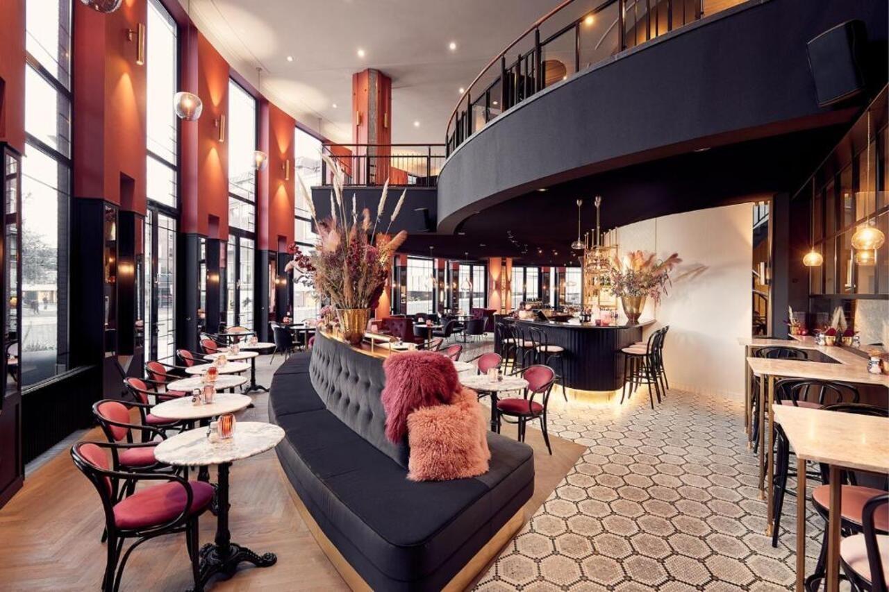 Van Der Valk Theaterhotel De Oranjerie Roermond Bagian luar foto
