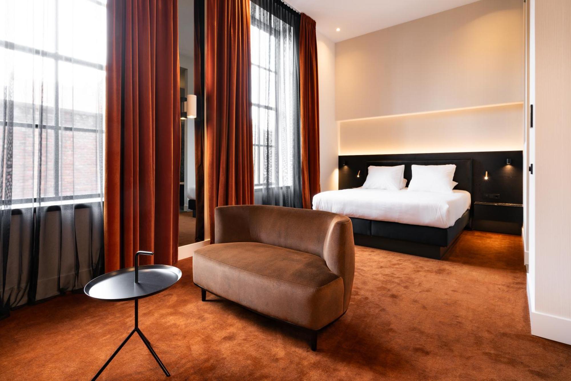 Van Der Valk Theaterhotel De Oranjerie Roermond Bagian luar foto