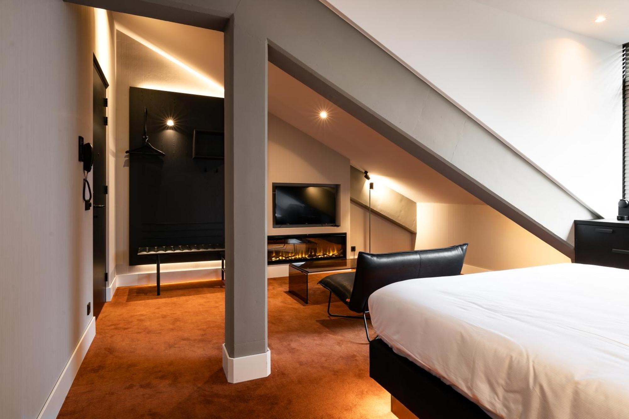 Van Der Valk Theaterhotel De Oranjerie Roermond Bagian luar foto