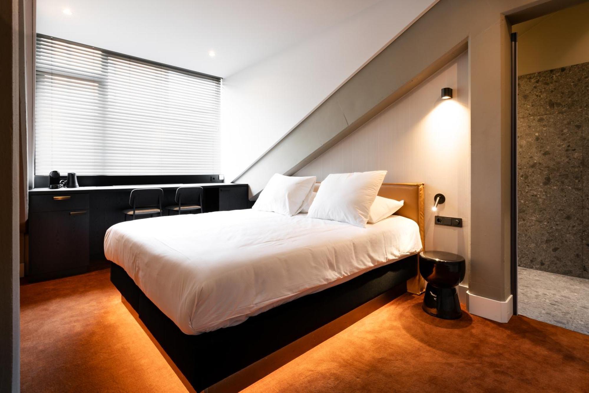 Van Der Valk Theaterhotel De Oranjerie Roermond Bagian luar foto