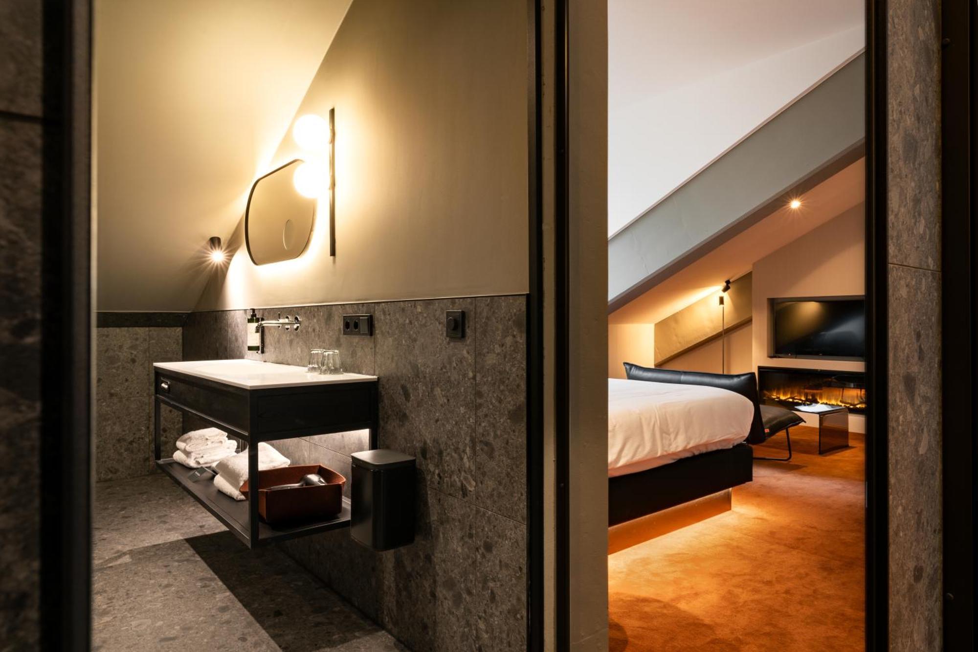 Van Der Valk Theaterhotel De Oranjerie Roermond Bagian luar foto