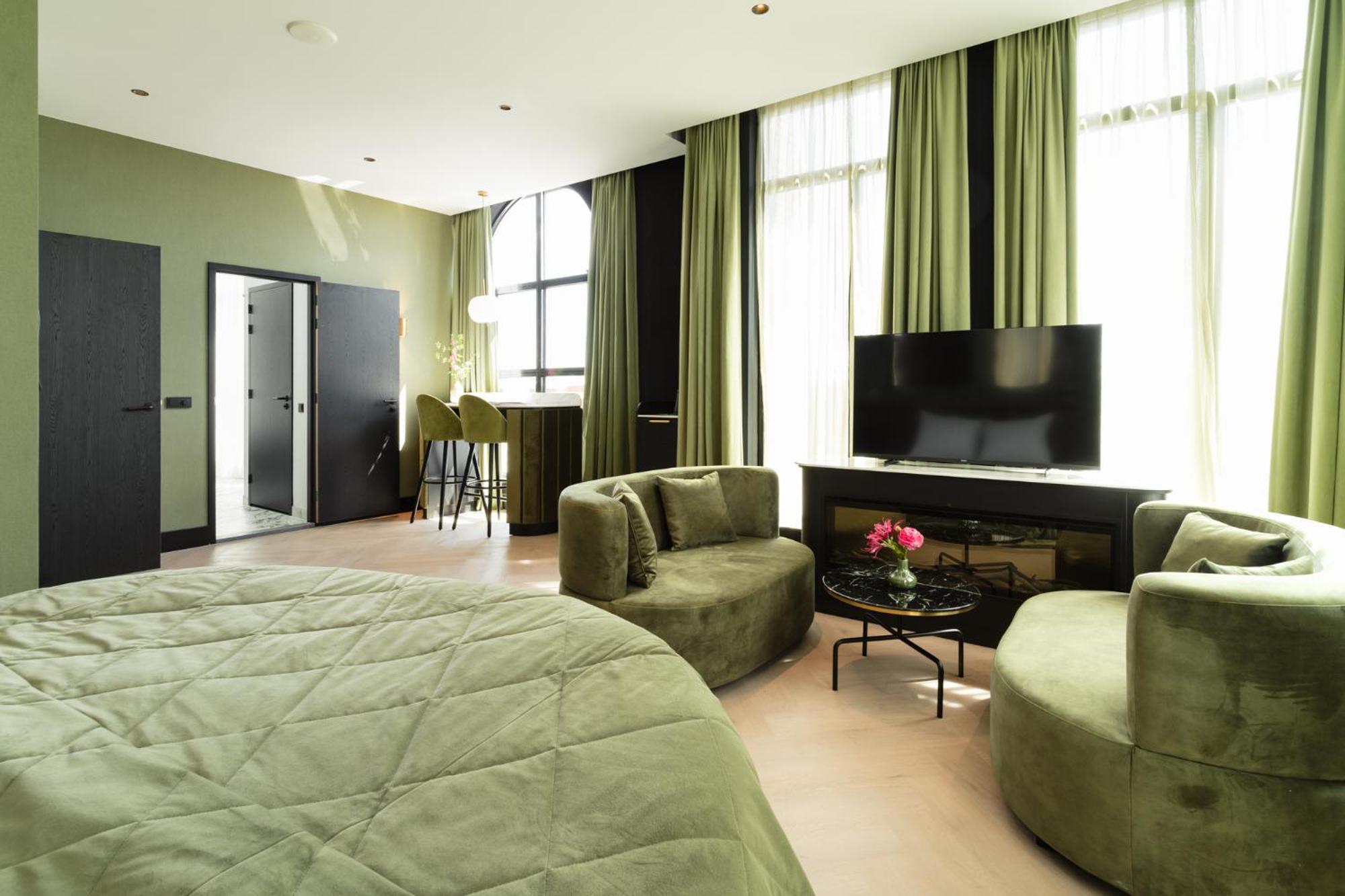 Van Der Valk Theaterhotel De Oranjerie Roermond Bagian luar foto
